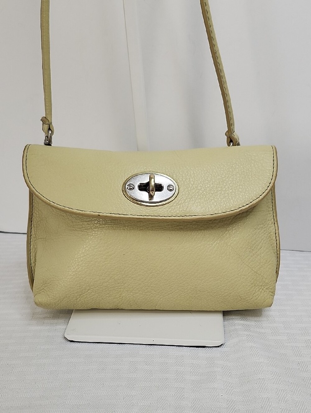 Fossil Y2K Pebbled Leather Turnlock Crossbody Bag